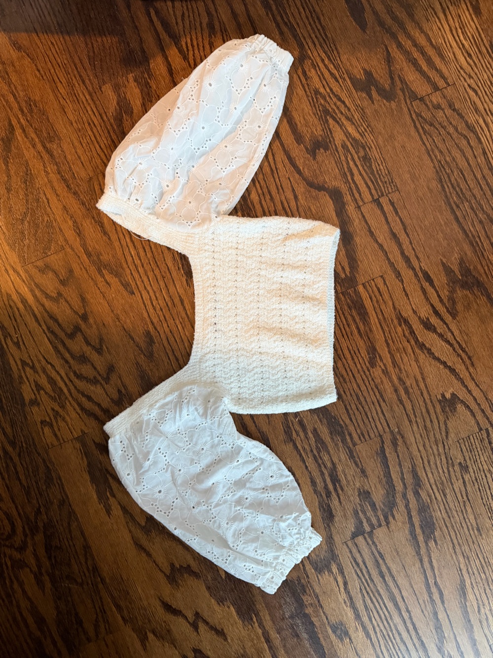 Zara White Eyelet Puff Sleeve Bottoms